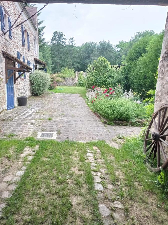 Chez Fred Et Cecile Bed & Breakfast Verdilly Exterior photo